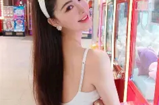 檀健次人设崩塌向女网红示弱频送红包风波后复出现场彻底失控