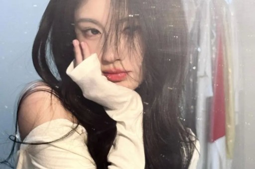 断更五个月首度发声！网红董赤赤坦言患上抑郁症遭导演恶意引导