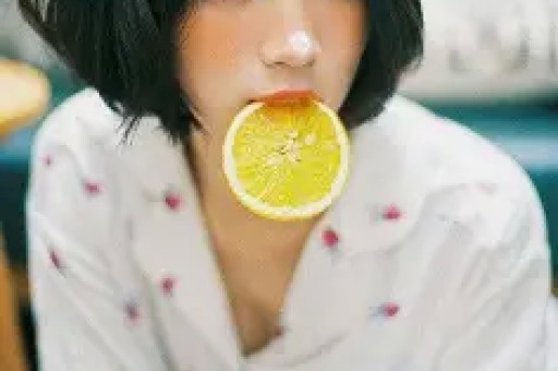 故意辱华、女神被曝当三、血赔80亿娱圈的瓜一个比一个劲爆